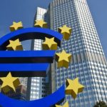 ECB giữ nguyên lãi suất ở mức thấp kỷ lục