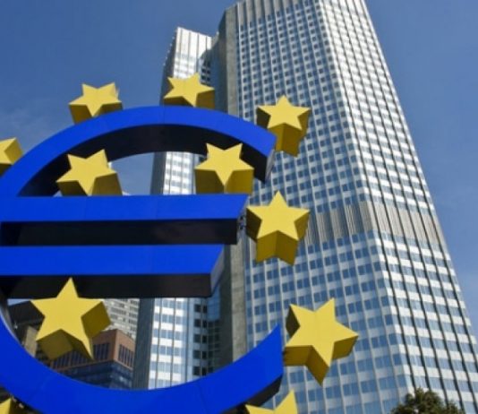 ECB giữ nguyên lãi suất ở mức thấp kỷ lục