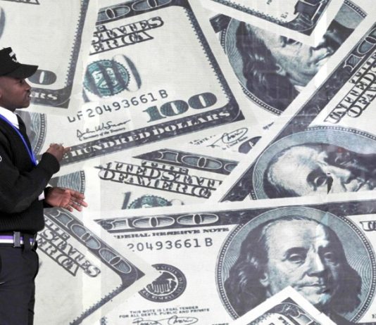 Thách thức cho đồng bạc xanh trong thời gian tới