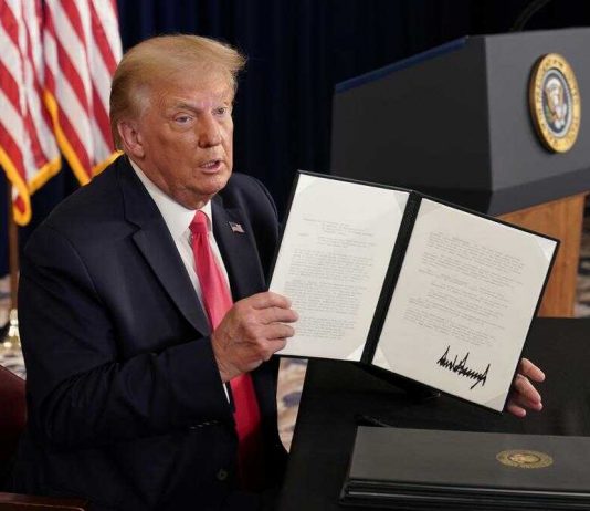 Trump ký lệnh hành pháp hỗ trợ kinh tế